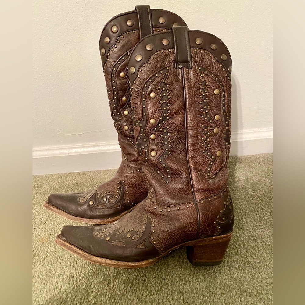 Vintage western cowboy boots, worn twice